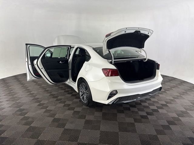 Certified 2024 Kia Forte GT-Line w/ GT-Line Premium Package image 16