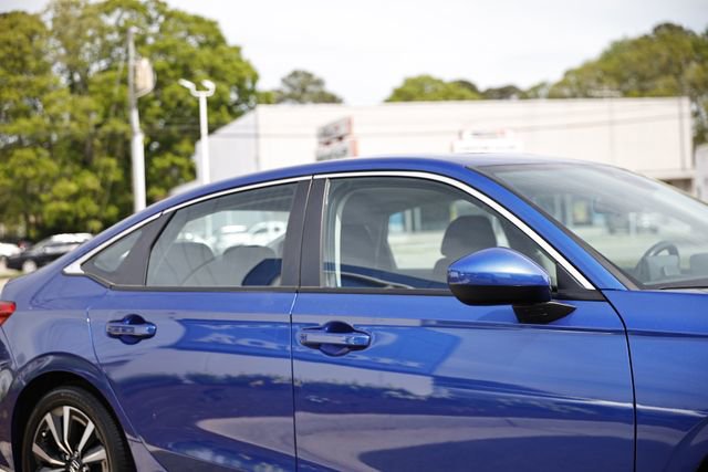 Certified 2023 Honda Civic EX image 11