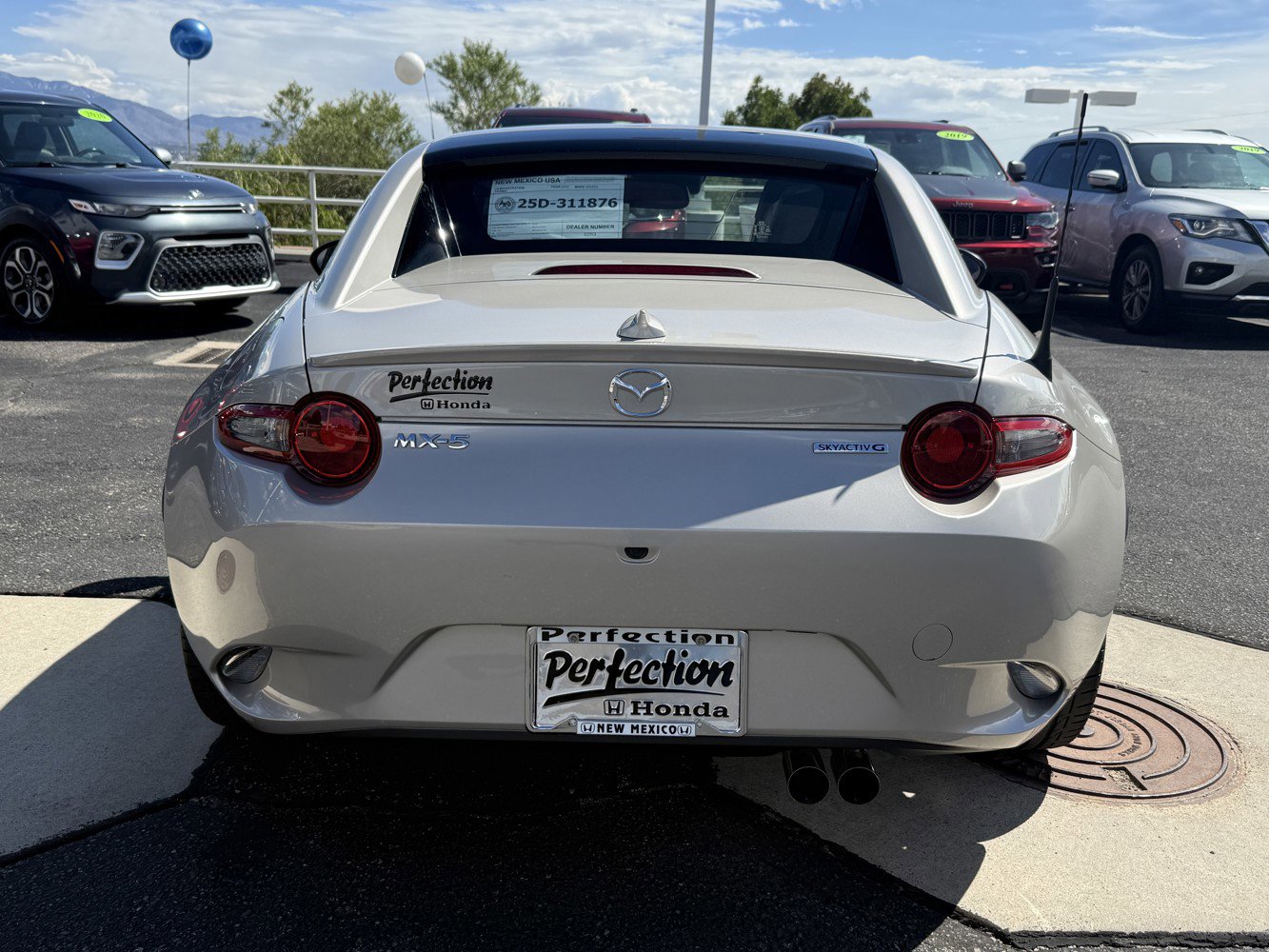 Used 2022 MAZDA MX-5 Miata RF Grand Touring w/ Weather Package image 6