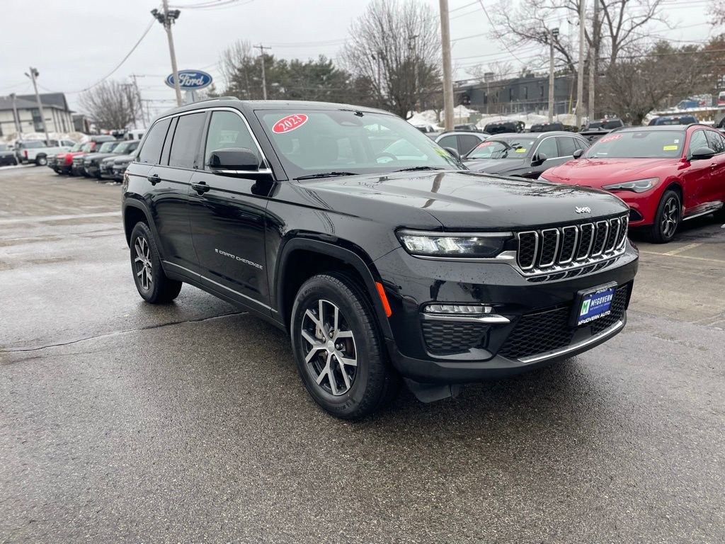 Used 2023 Jeep Grand Cherokee Limited image 8