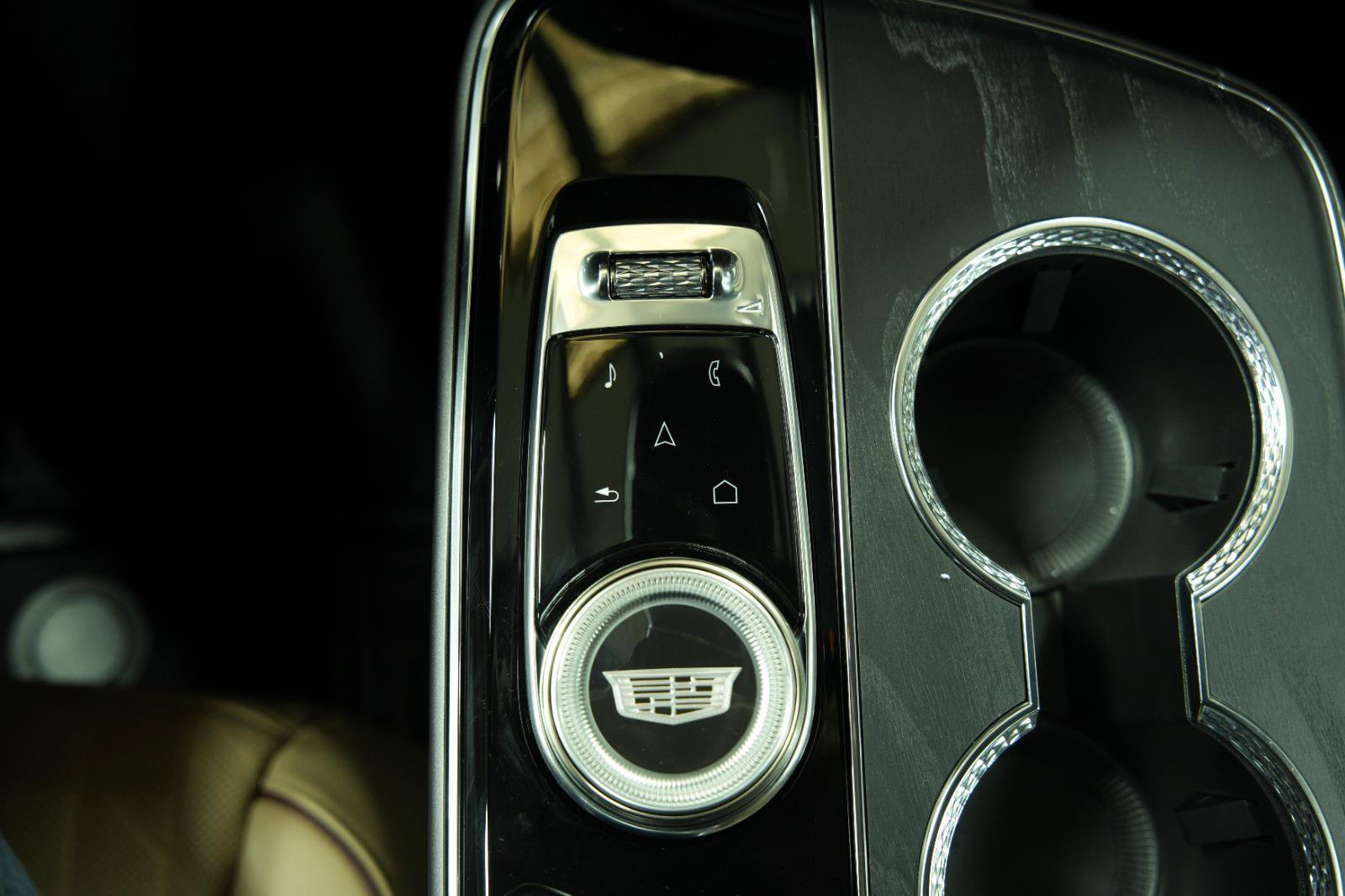 Used 2026 Cadillac Lyriq Signature Luxury w/ Nappa Leather Package AWD/4WD image 46
