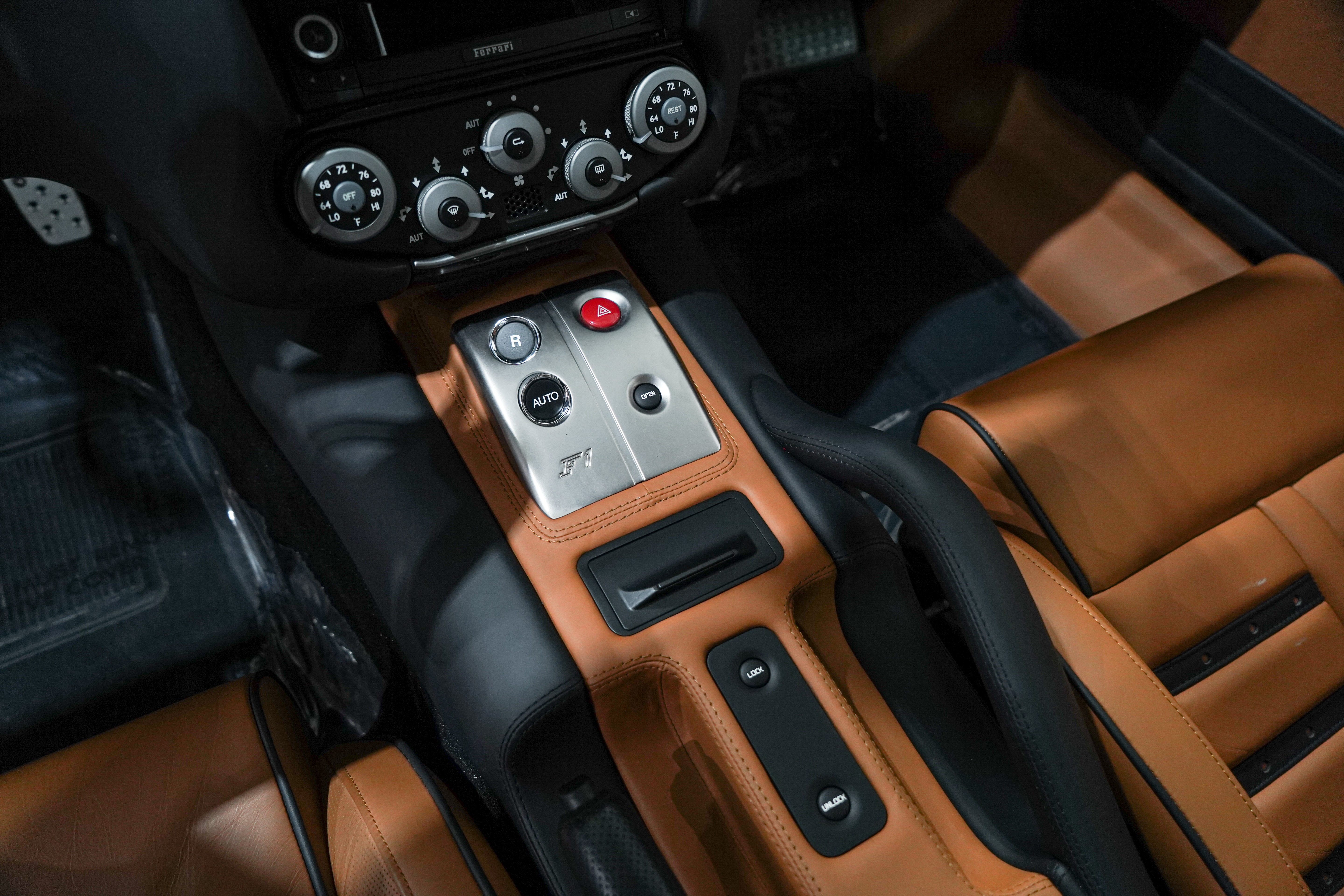Used 2007 Ferrari 599 GTB Fiorano RWD image 12