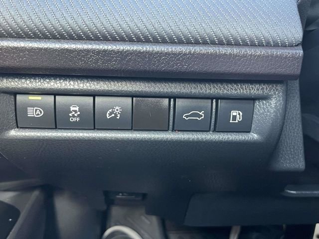 Used 2025 Toyota Camry SE image 24