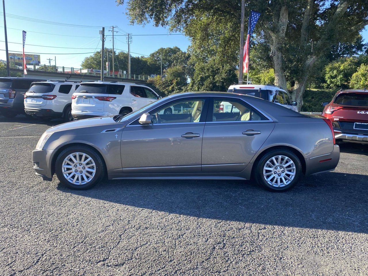 Used 2012 Cadillac CTS Luxury RWD image 5