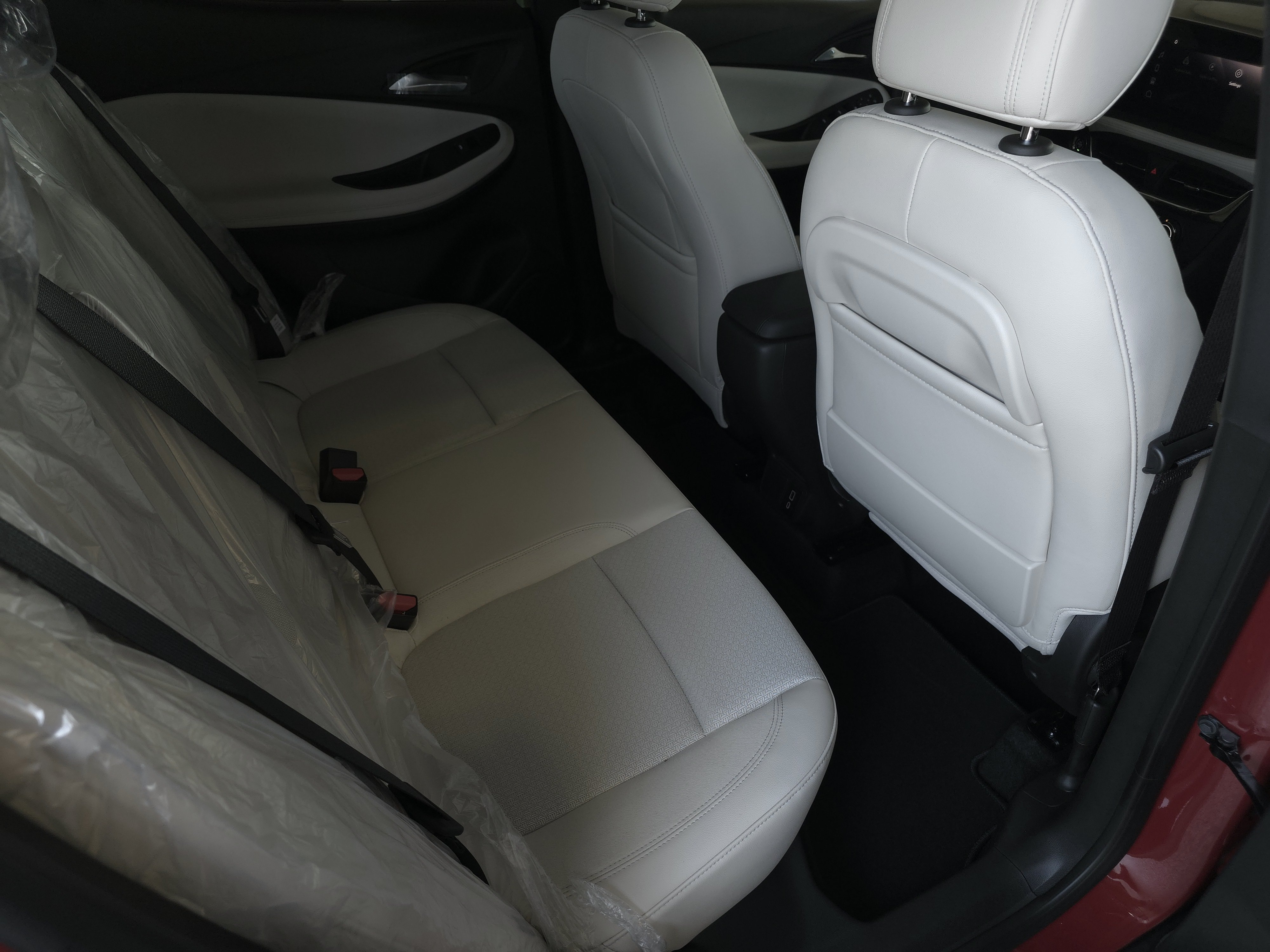 New 2026 Buick Encore GX Preferred w/ Comfort Package FWD image 33