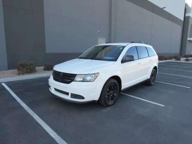 Used 2020 Dodge Journey SE w/ Blacktop Package image 1