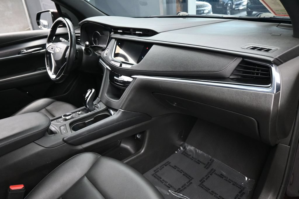 Used 2021 Cadillac XT6 Luxury FWD image 46
