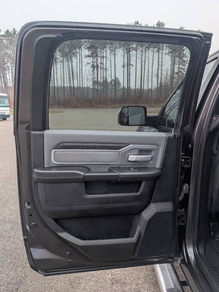 Used 2021 RAM 3500 Big Horn w/ Level 2 Equipment Group image 15