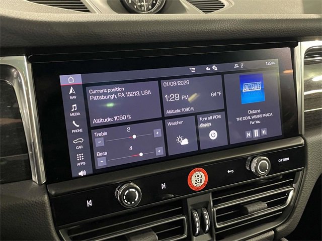 Used 2025 Porsche Macan image 78