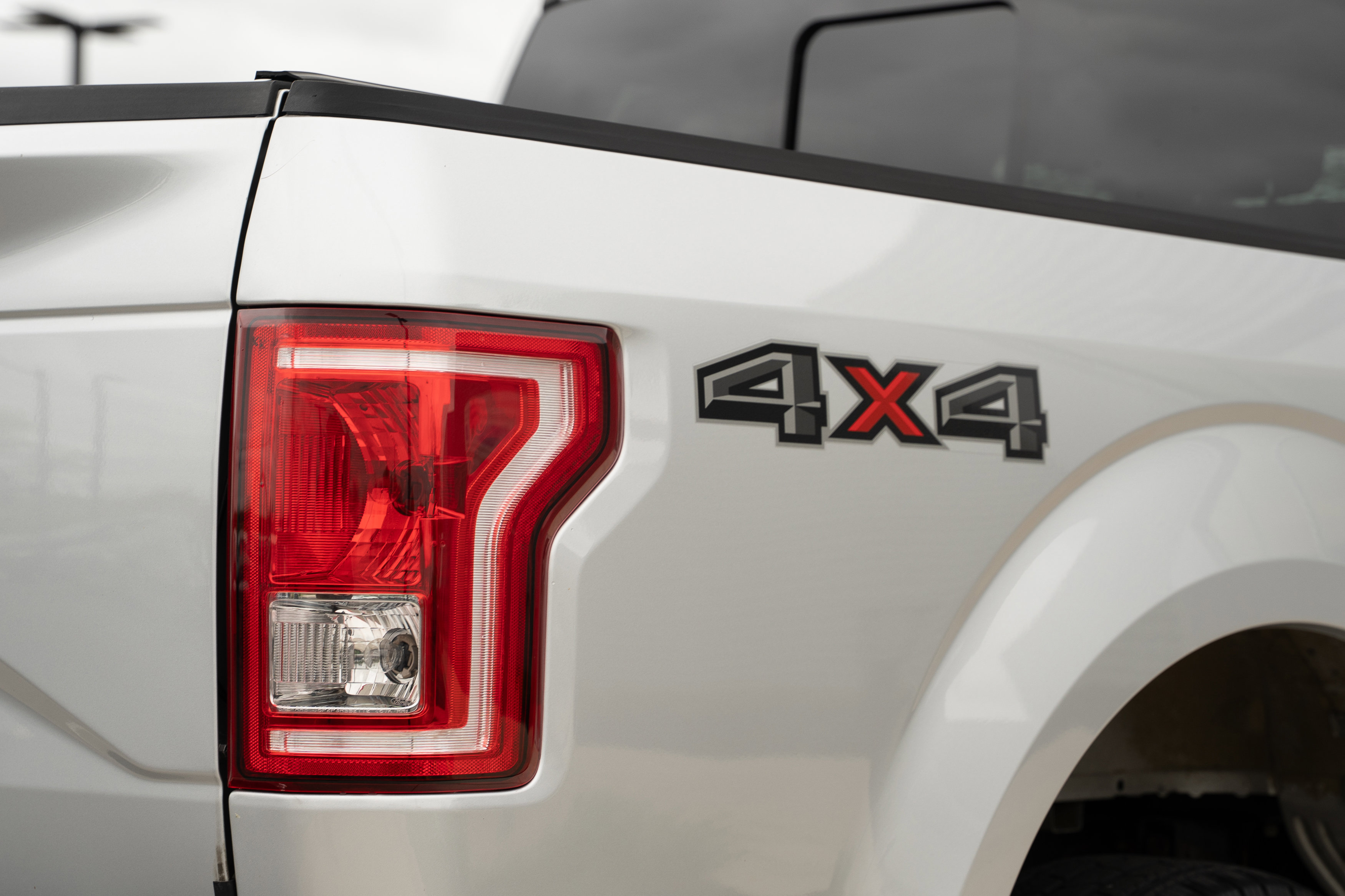 Used 2015 Ford F150 XLT w/ Equipment Group 302A Luxury AWD/4WD image 31