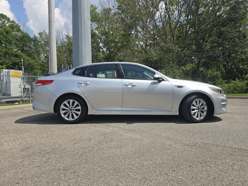 Used 2016 Kia Optima EX FWD image 12
