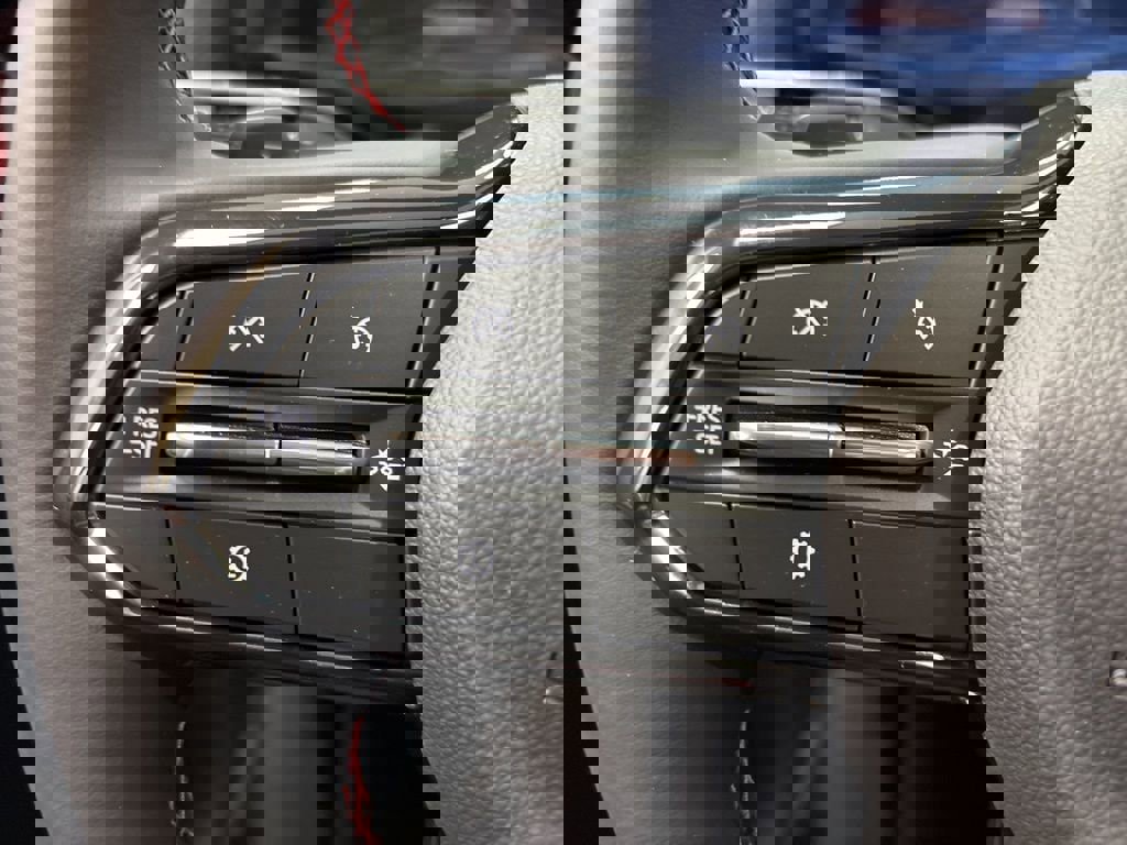 New 2026 Chevrolet Equinox RS w/ Convenience Package III image 38