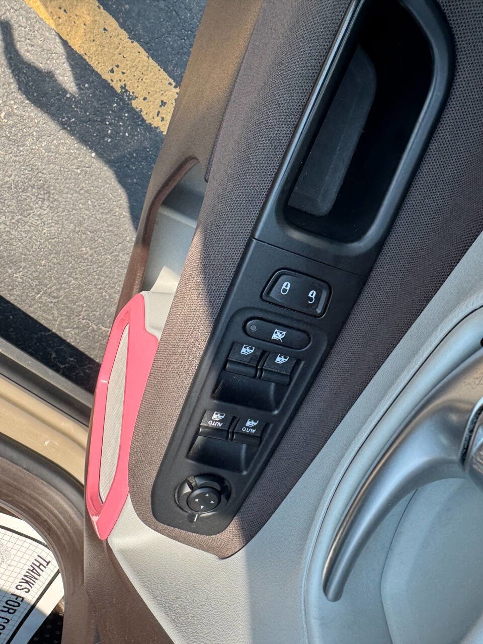 Used 2016 Jeep Renegade Latitude image 23