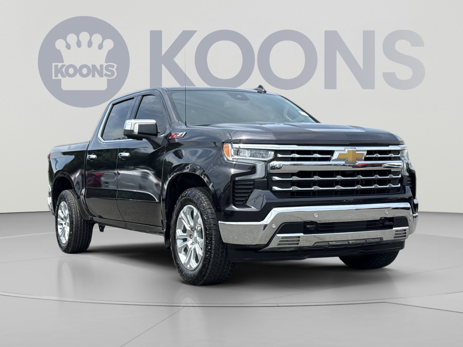 Used 2024 Chevrolet Silverado 1500 LTZ w/ Z71 Off-Road Package AWD/4WD image 10