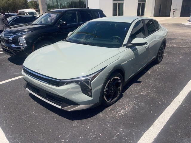 Used 2025 Kia K4 EX FWD image 1