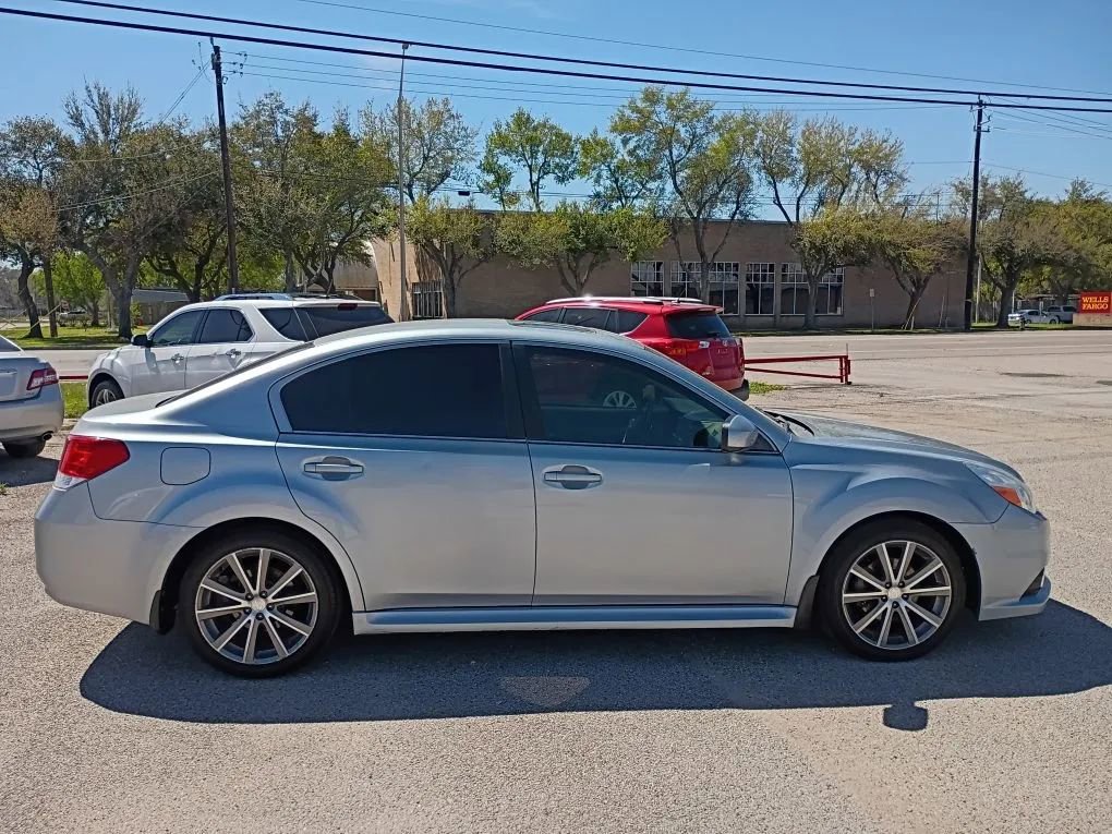 Used 2013 Subaru Legacy 2.5i Sport image 6