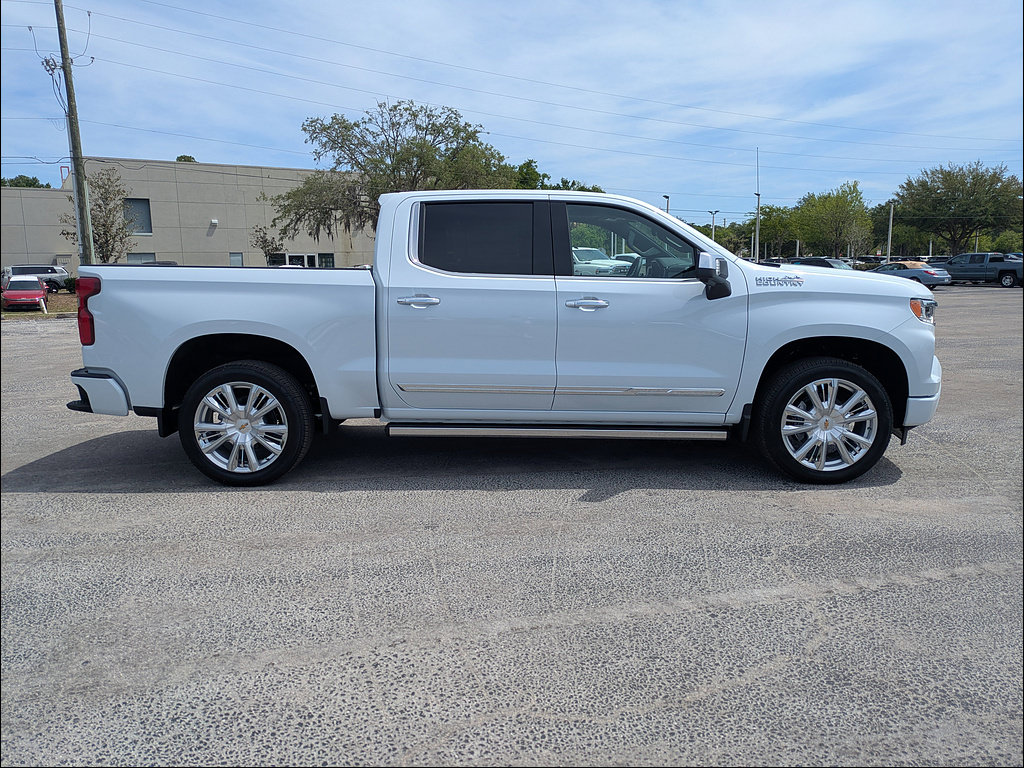 New 2026 Chevrolet Silverado 1500 High Country w/ High Country Premium Package AWD/4WD image 4