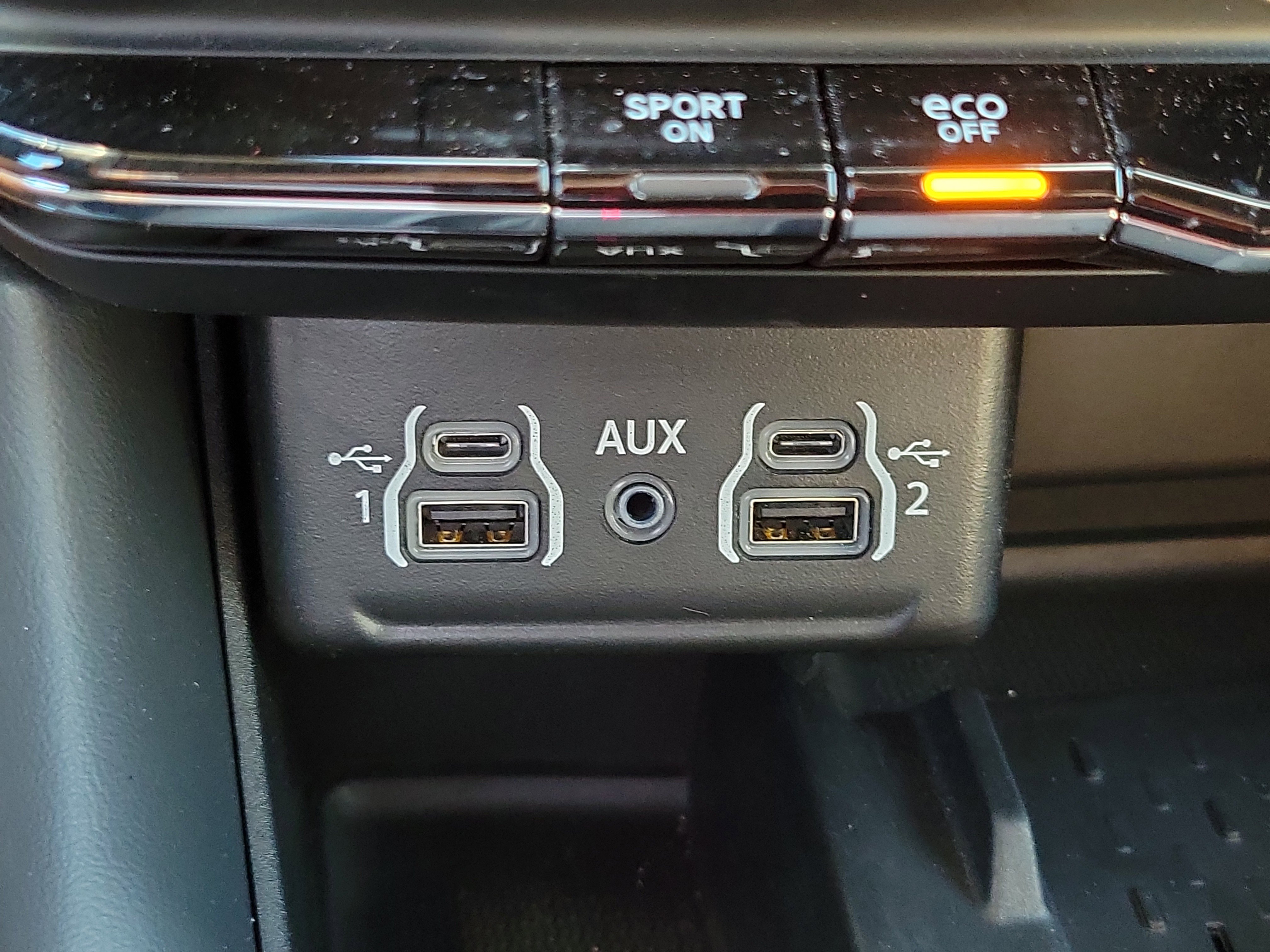 Used 2025 Dodge Durango R/T image 24