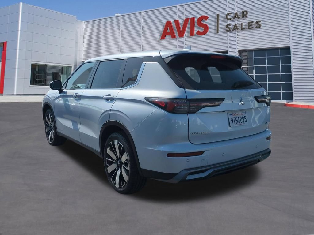Used 2025 Mitsubishi Outlander SE AWD/4WD image 9