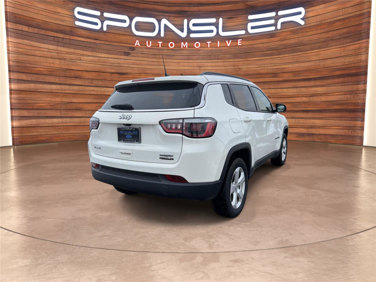 Used 2020 Jeep Compass Latitude image 6