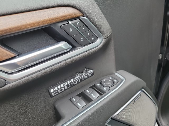 New 2026 Chevrolet Silverado 1500 High Country w/ Midnight Edition RWD image 20