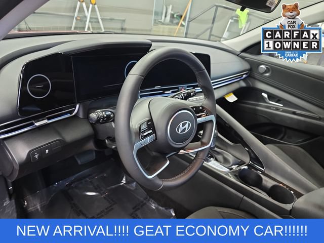 Used 2024 Hyundai Elantra SEL w/ Convenience Package FWD image 16