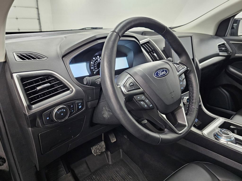 Used 2024 Ford Edge SEL w/ Convenience Package AWD/4WD image 10