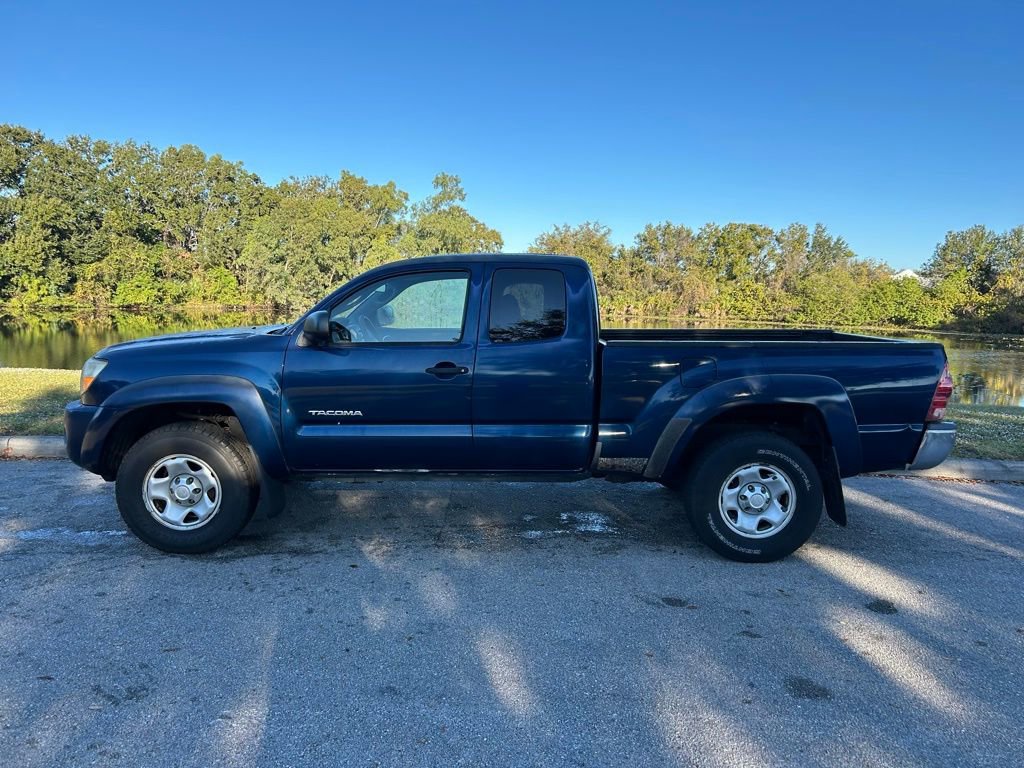 Used 2006 Toyota Tacoma PreRunner image 2
