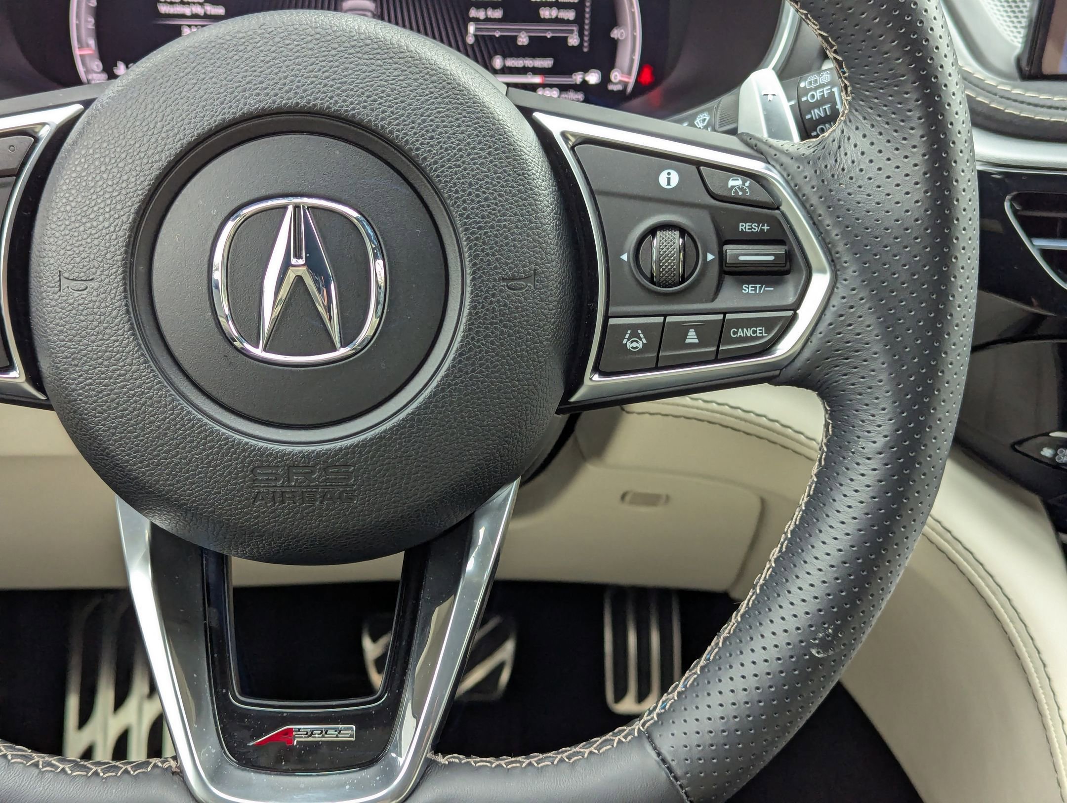 Used 2025 Acura MDX A-Spec image 22