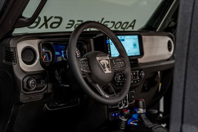 Used 2025 Jeep Gladiator Sport AWD/4WD image 39
