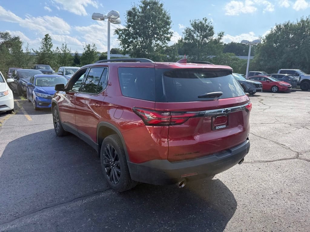 Used 2023 Chevrolet Traverse RS w/ LPO, Floor Liner Package AWD/4WD image 2