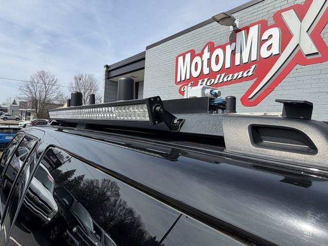 Used 2017 Ford Expedition EL XLT image 11