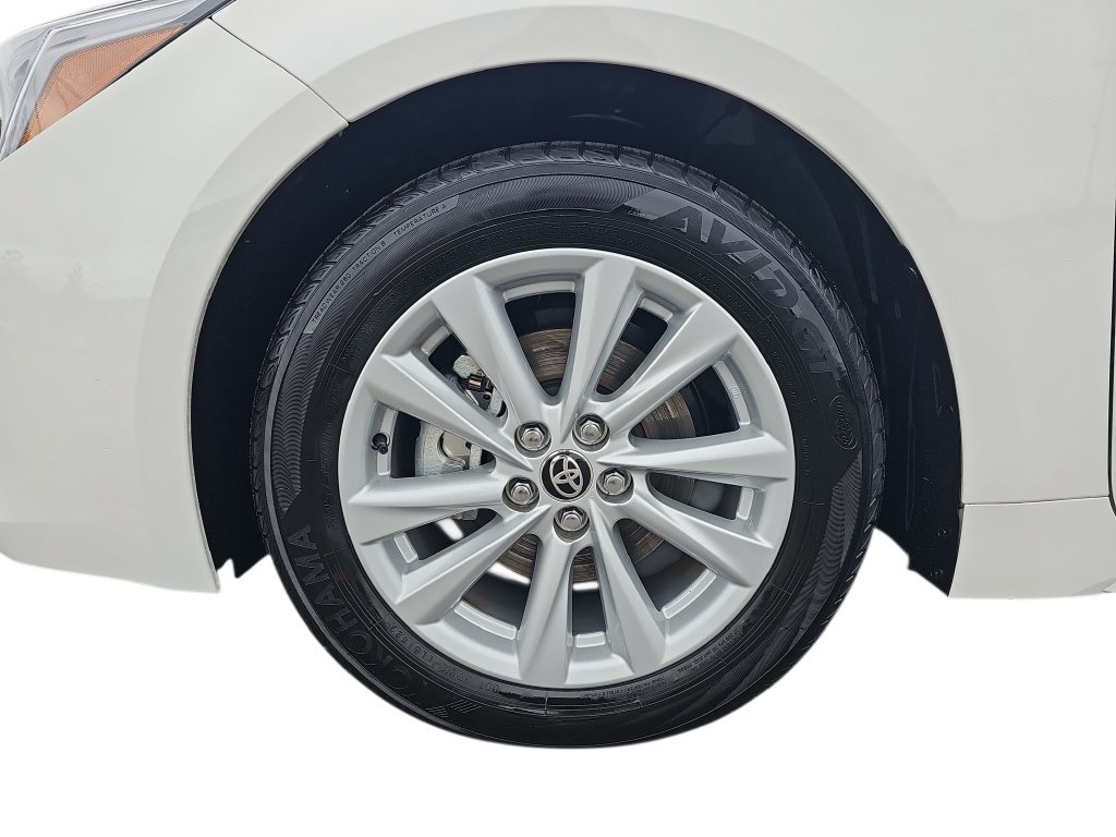 Used 2023 Toyota Corolla SE FWD image 30