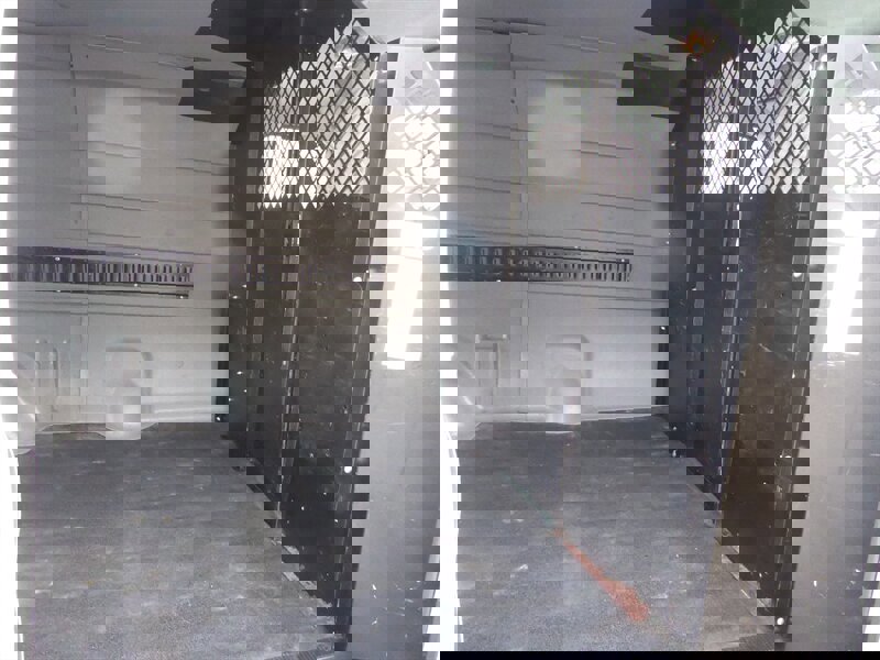 Used 2014 Ford E-250 and Econoline 250 Extended image 25