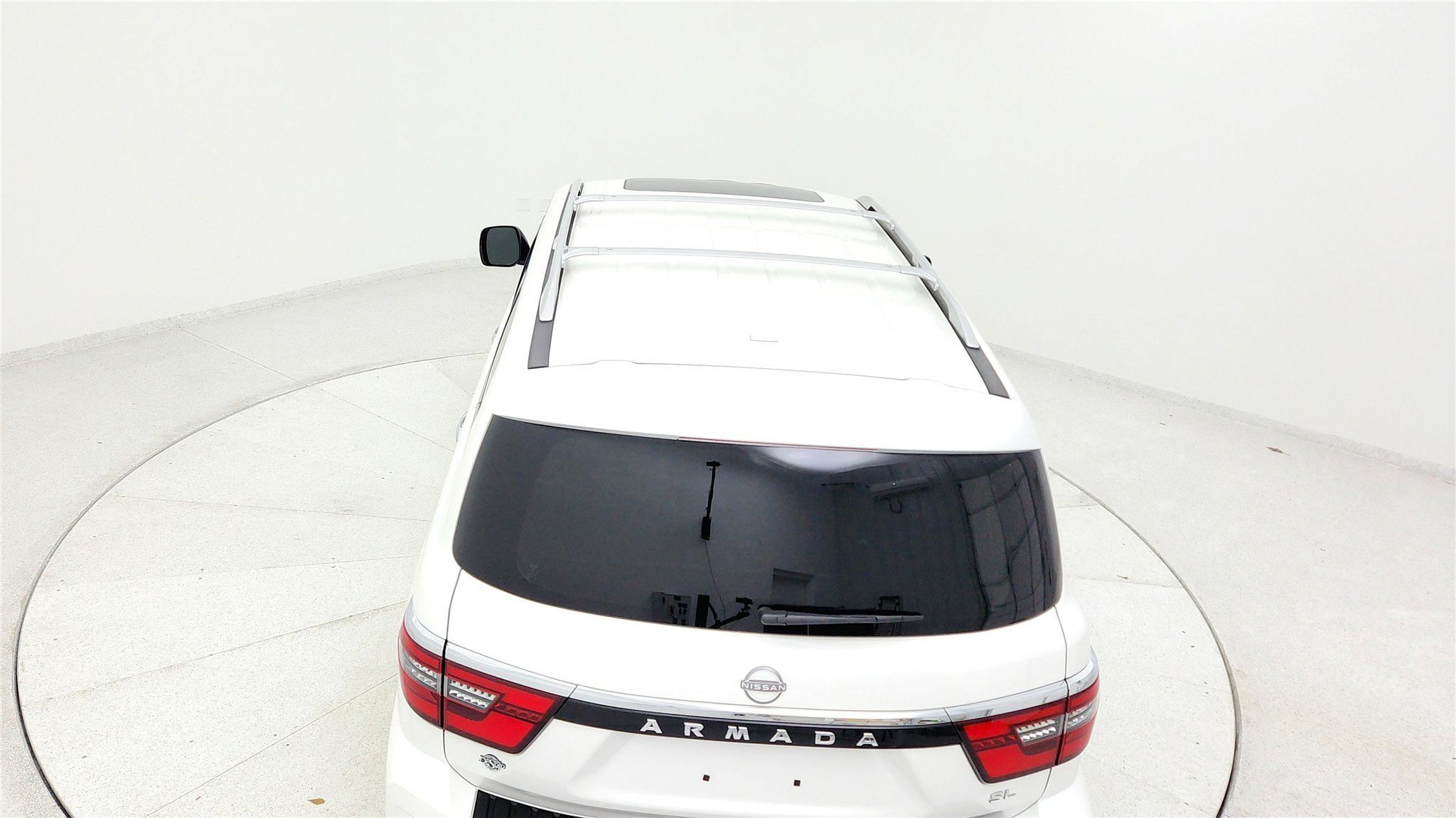 Used 2024 Nissan Armada SL w/ Captain's Chairs Package image 38