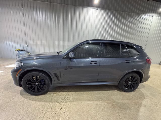 Used 2020 BMW X5 M50i w/ Executive Package AWD/4WD image 2