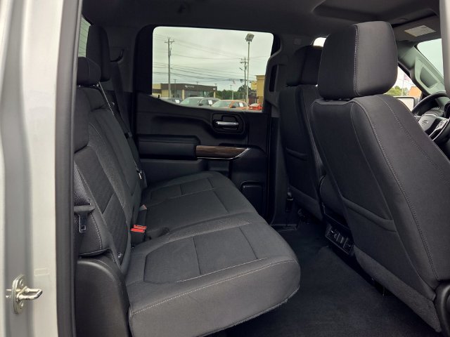 Used 2022 Chevrolet Silverado 1500 RST w/ LPO, Blackout Package AWD/4WD image 14