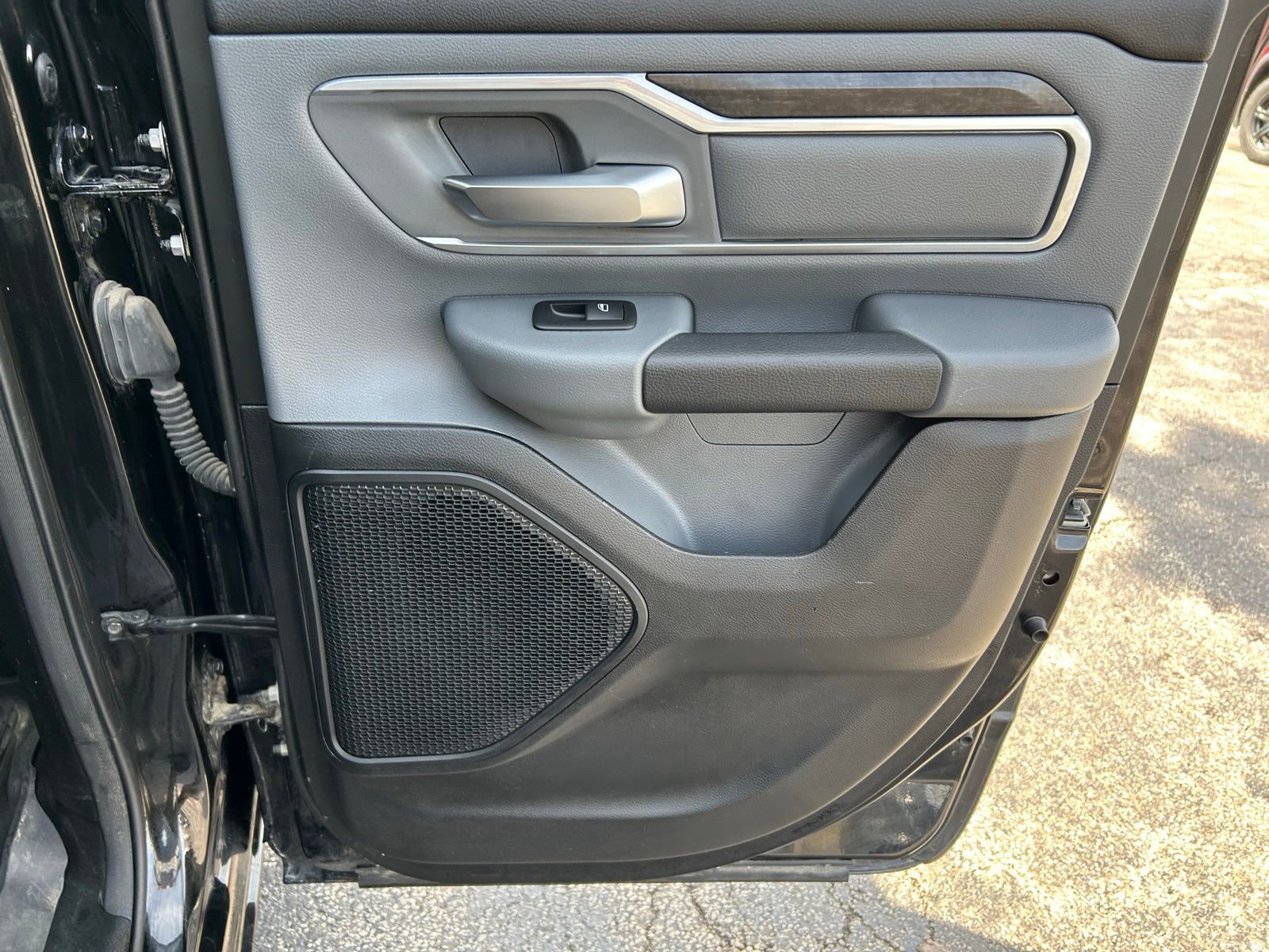 Used 2021 RAM 1500 Big Horn image 28