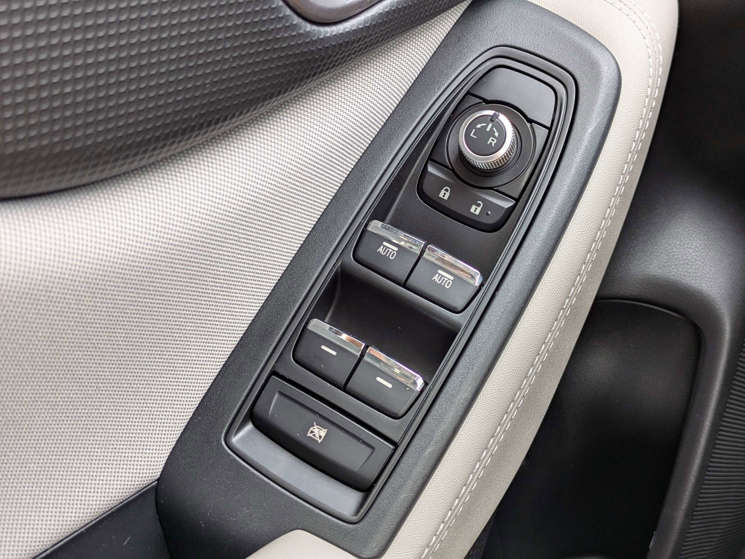 Used 2020 Subaru Forester Premium image 22