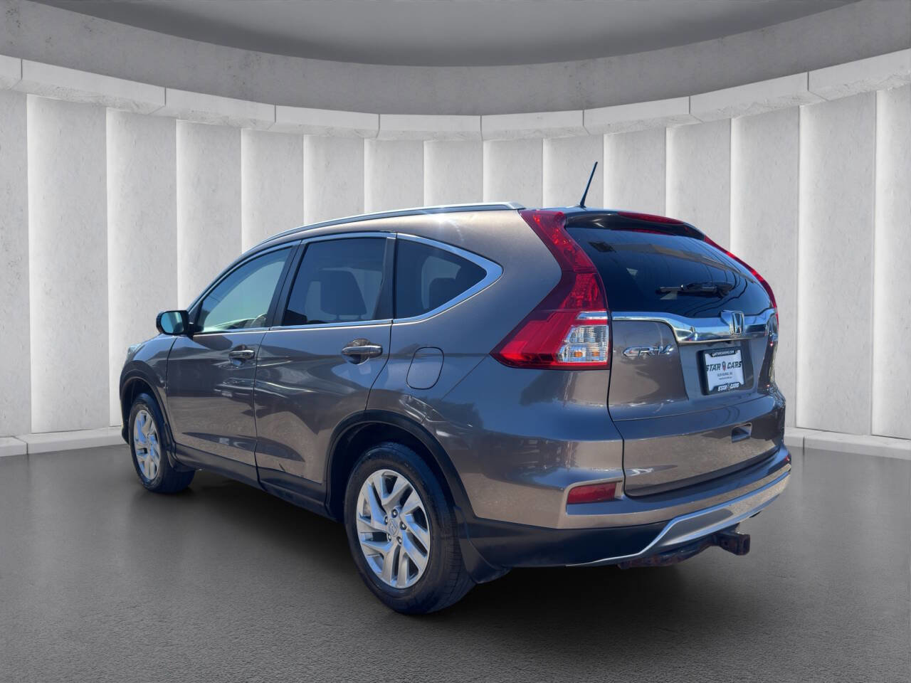 Used 2016 Honda CR-V EX-L image 2