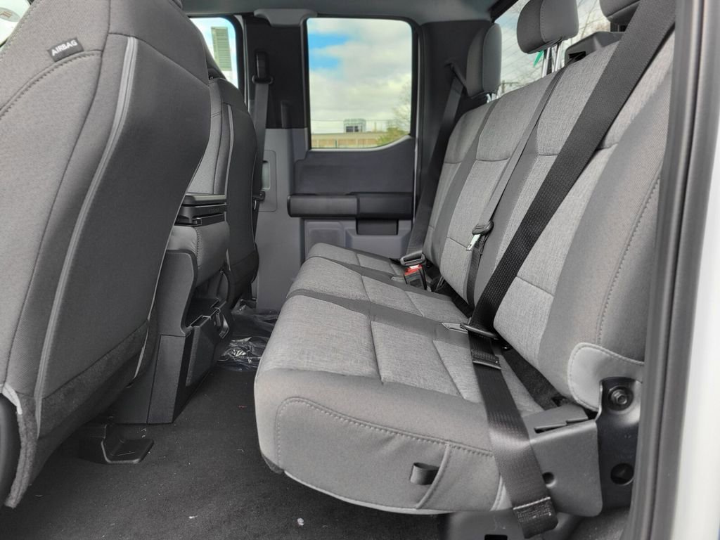 New 2026 Ford F250 4x4 SuperCab Super Duty image 14