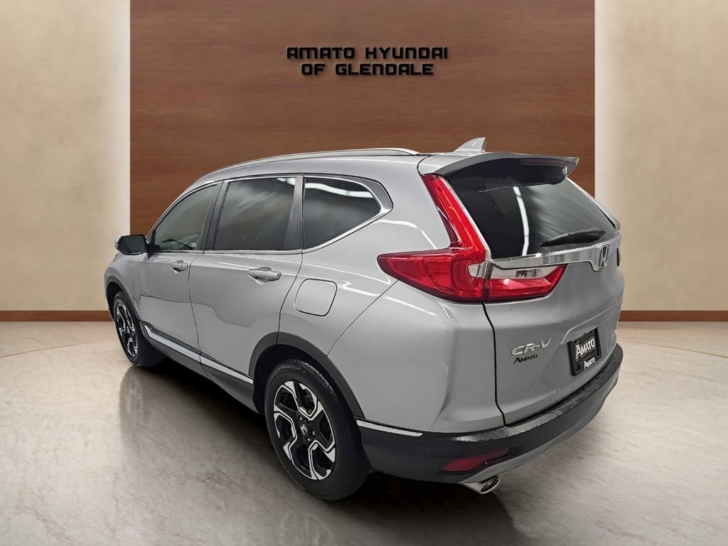 Used 2019 Honda CR-V Touring image 4