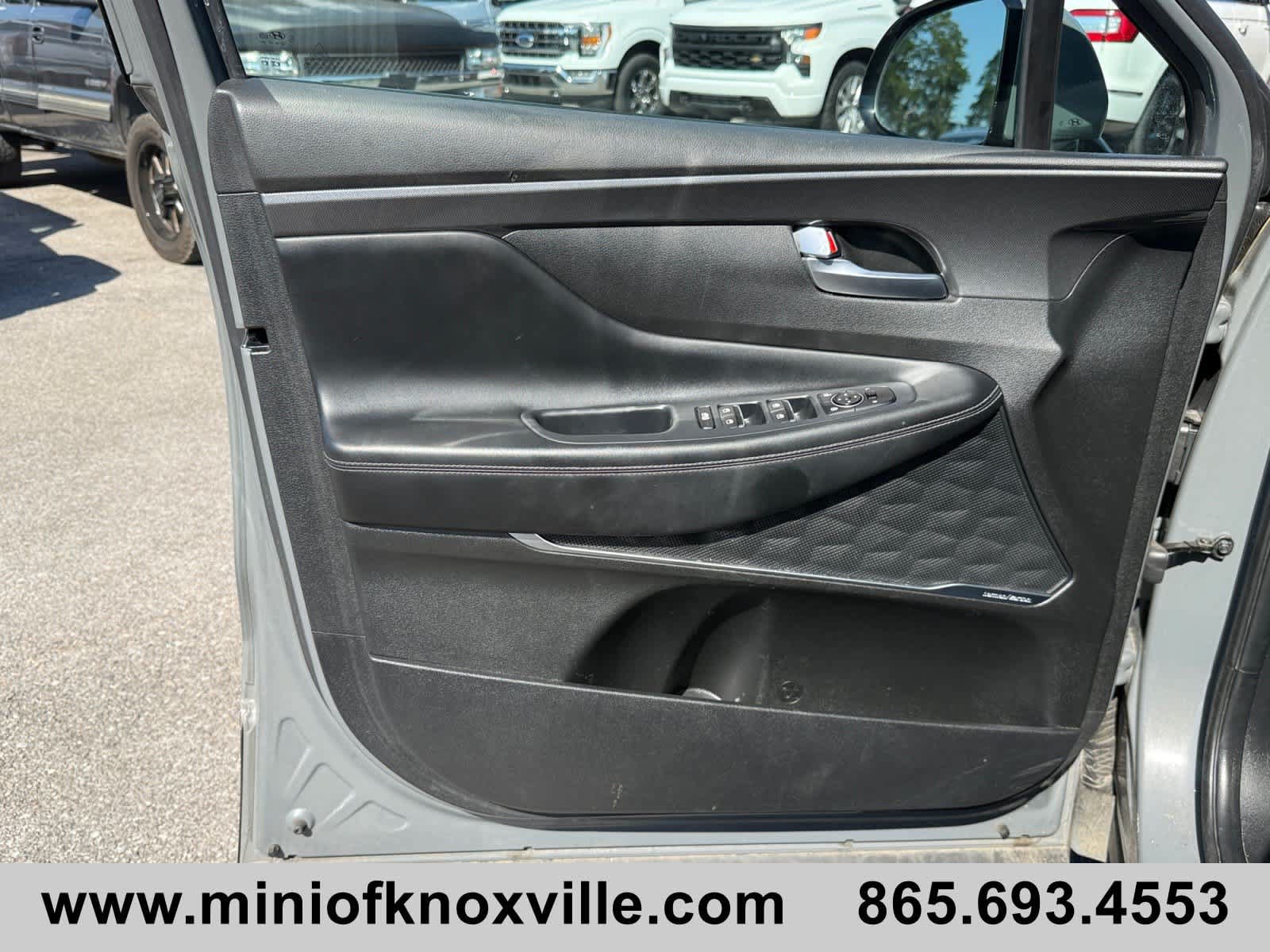 Used 2023 Hyundai Santa Fe SEL Premium AWD/4WD image 16