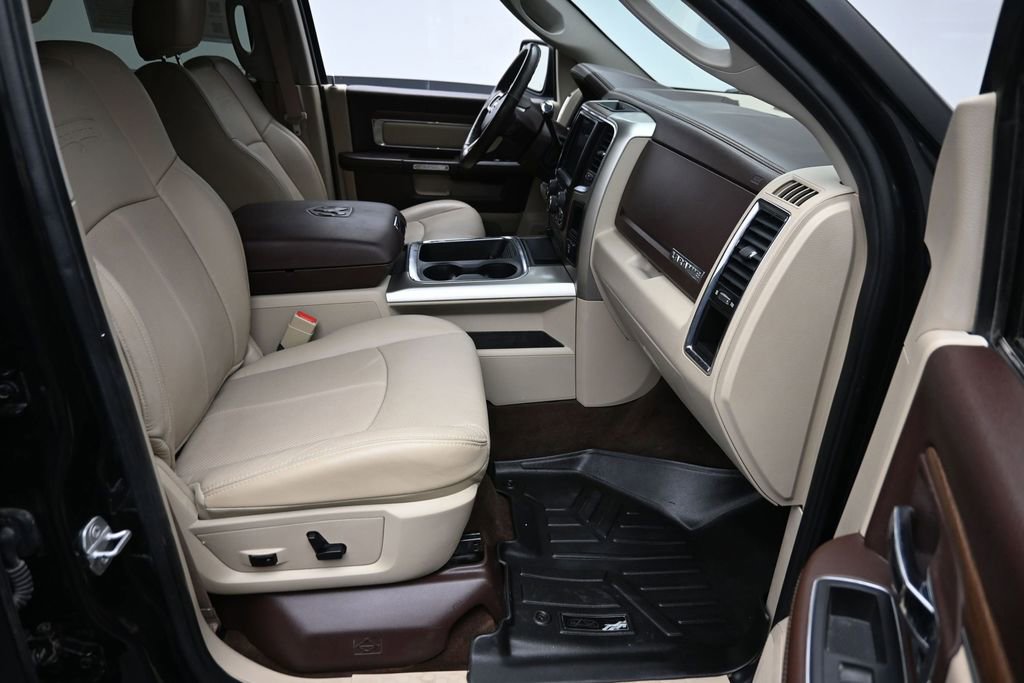 Used 2018 RAM 2500 Laramie w/ Convenience Group AWD/4WD image 7