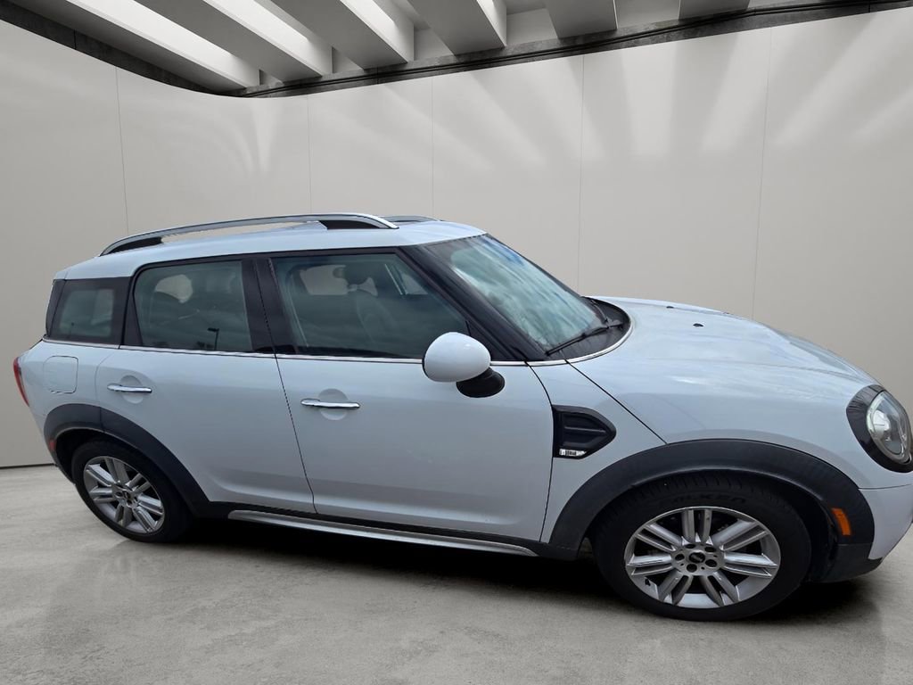 Used 2019 MINI Cooper Countryman w/ Storage Package FWD image 10