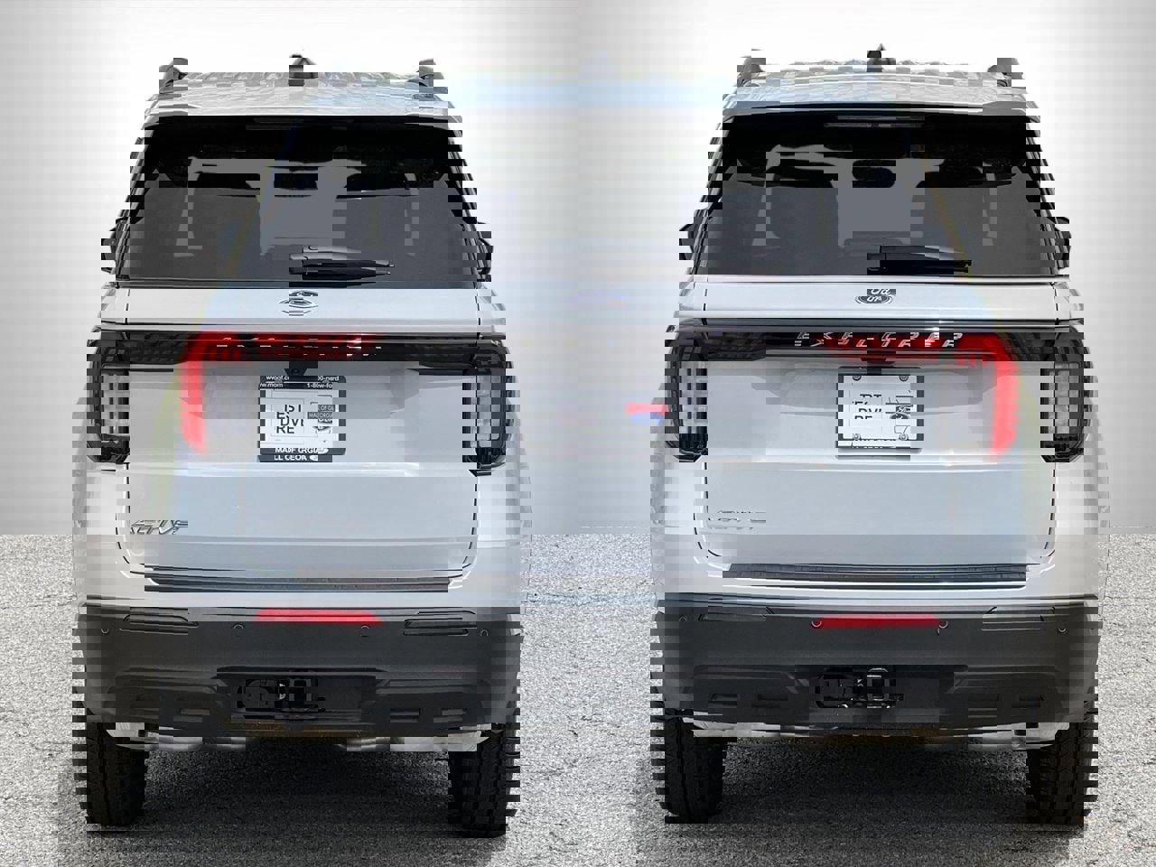 New 2026 Ford Explorer Active image 24