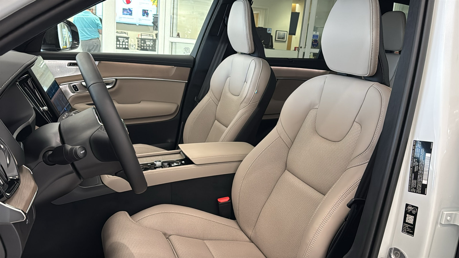 New 2027 Volvo XC90 B6 Ultra AWD/4WD image 23