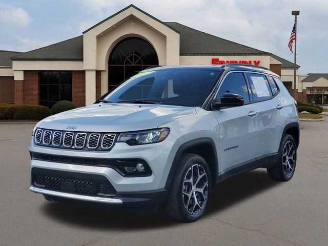 Used 2024 Jeep Compass Limited image 2