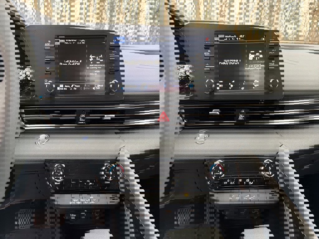 Certified 2022 Hyundai Elantra SEL image 22