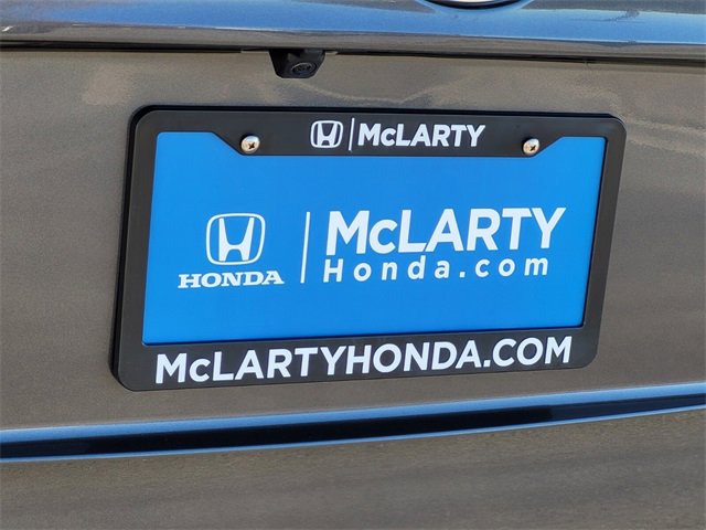 Used 2023 Toyota Highlander LE image 7